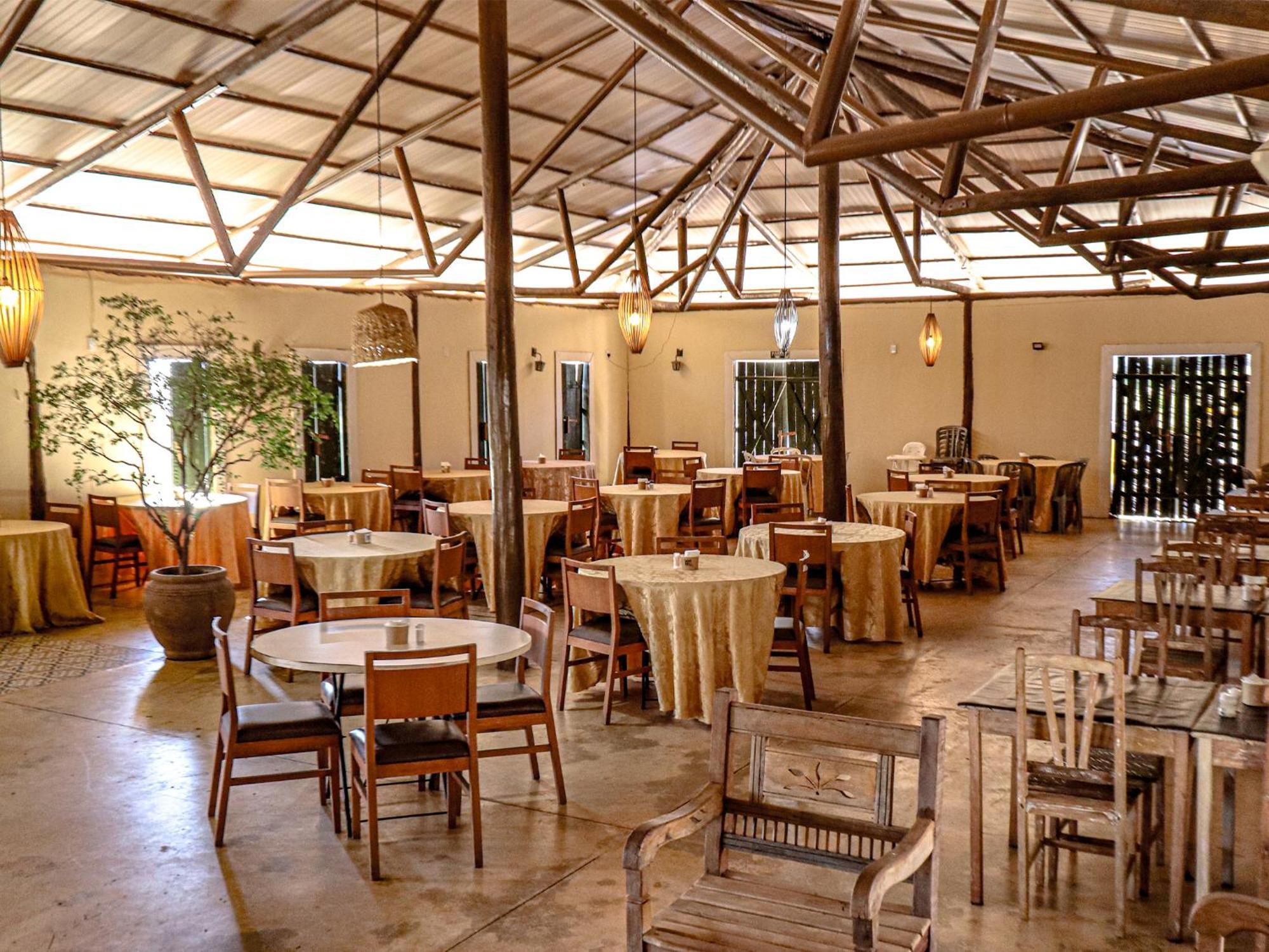 Ranchos 30 Hotel Fazenda Hidrolandia  Bagian luar foto