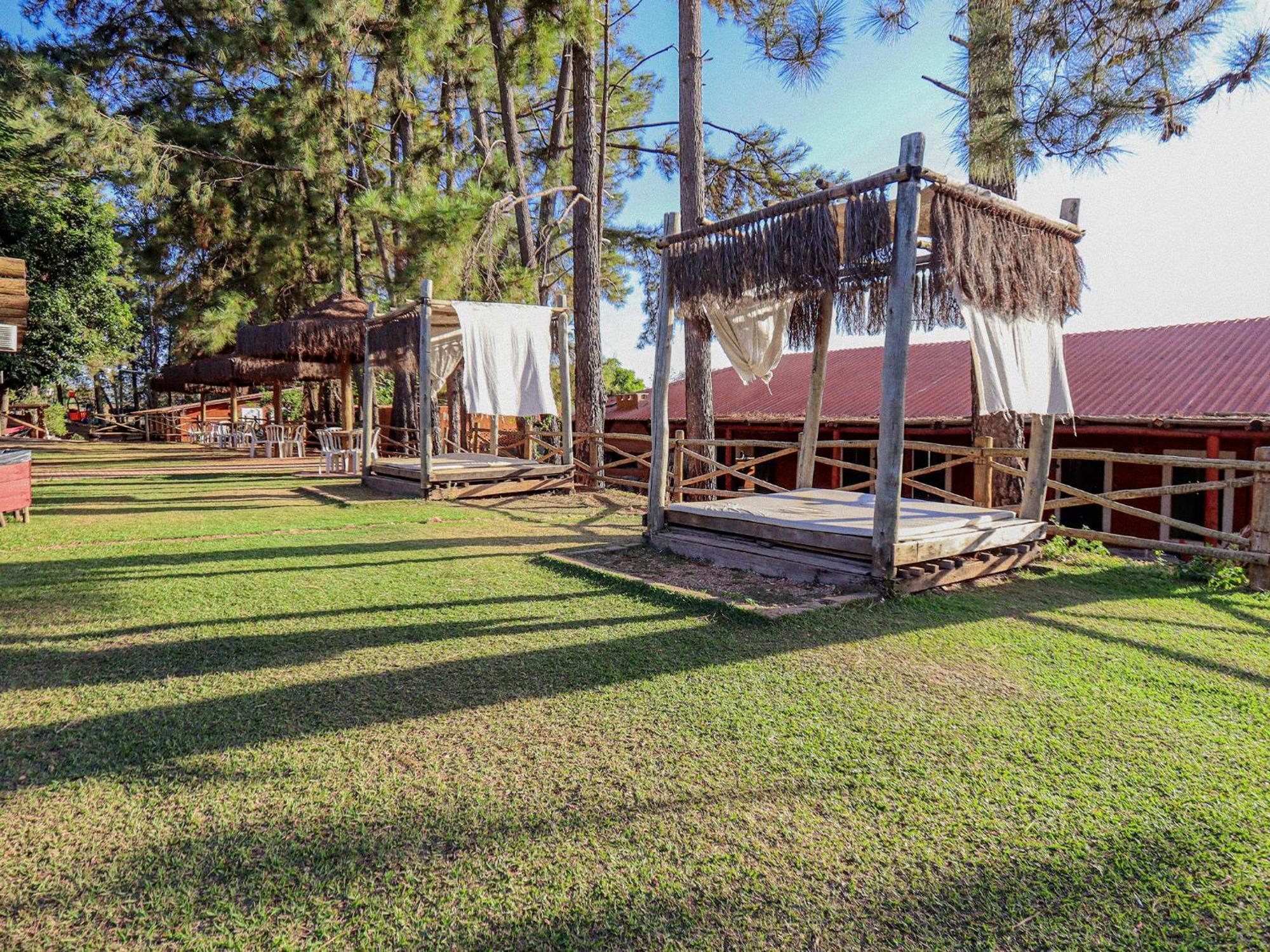 Ranchos 30 Hotel Fazenda Hidrolandia  Bagian luar foto