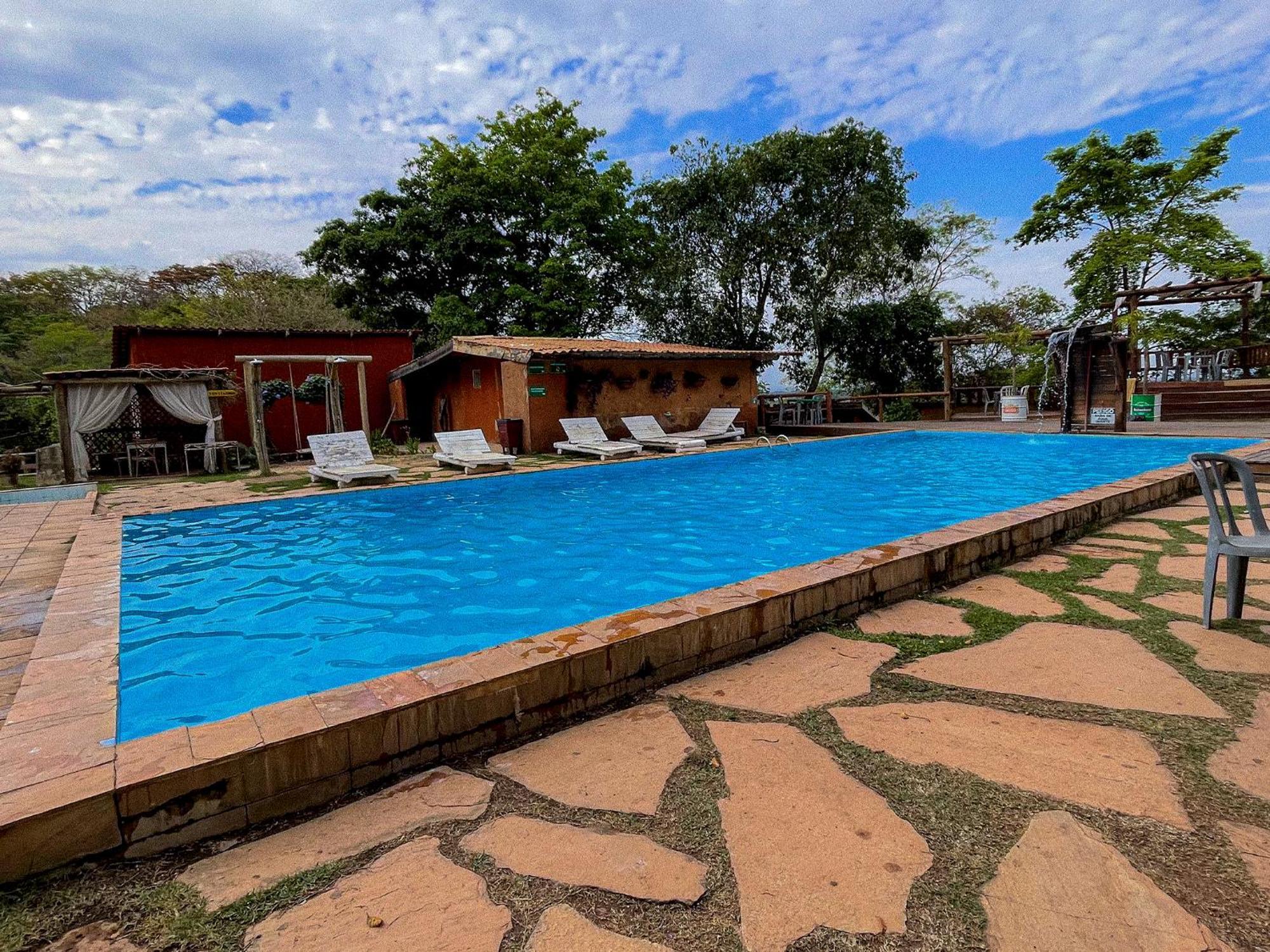 Ranchos 30 Hotel Fazenda Hidrolandia  Bagian luar foto